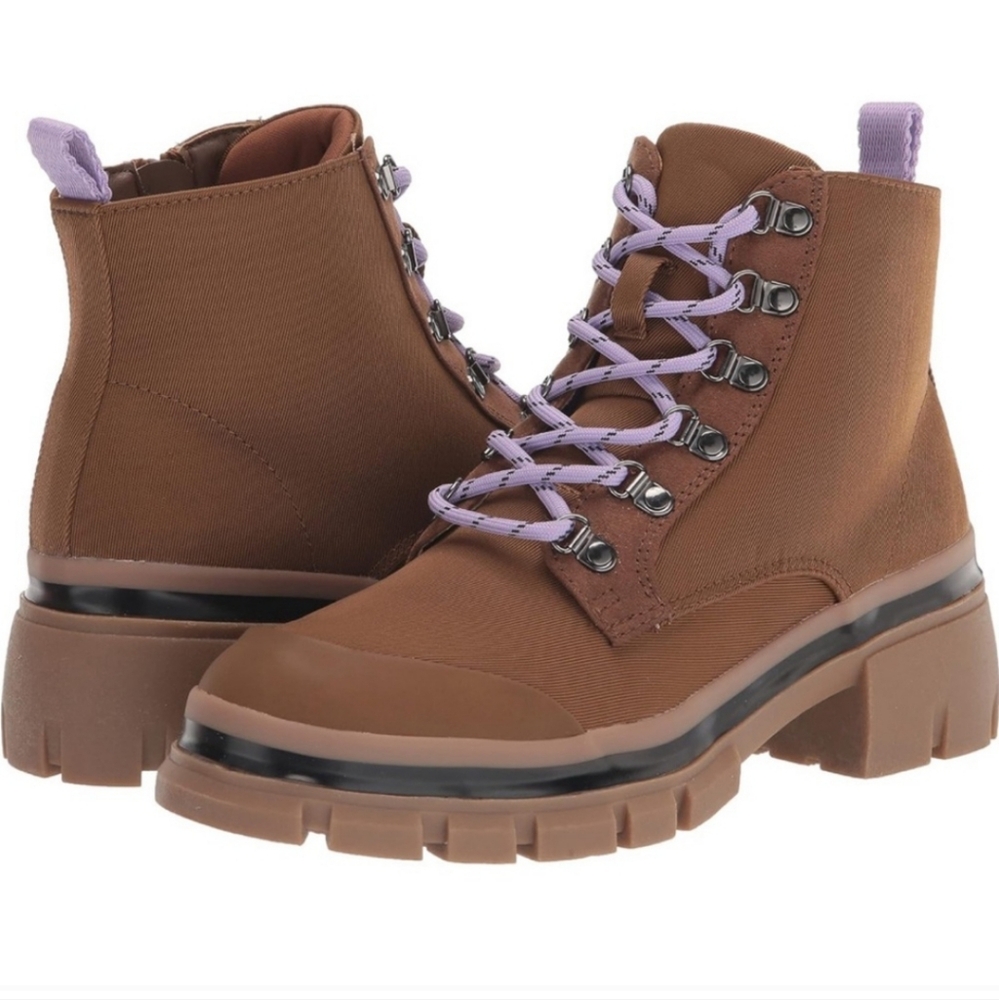 JHuckle Boot NWOT 3